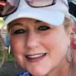 Meet your Posher, Holly